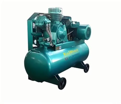 Maschinen und Apparate für die Verarbeitung von Schmelzkörpern